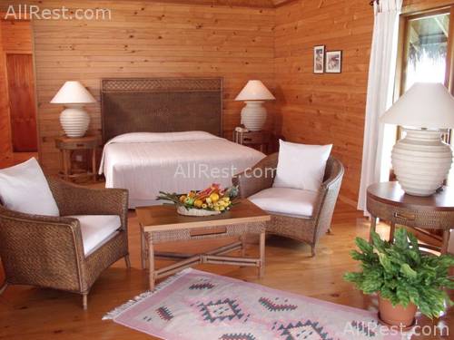Veligandu Island Resort 10